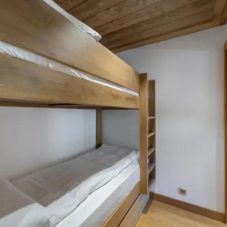 Skis Aux Pieds A Avec Parking Et Wifi - Fr-1-563-41 Apartamento Courchevel