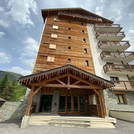 Skis Aux Pieds A Avec Parking Et Wifi - Fr-1-563-41 *